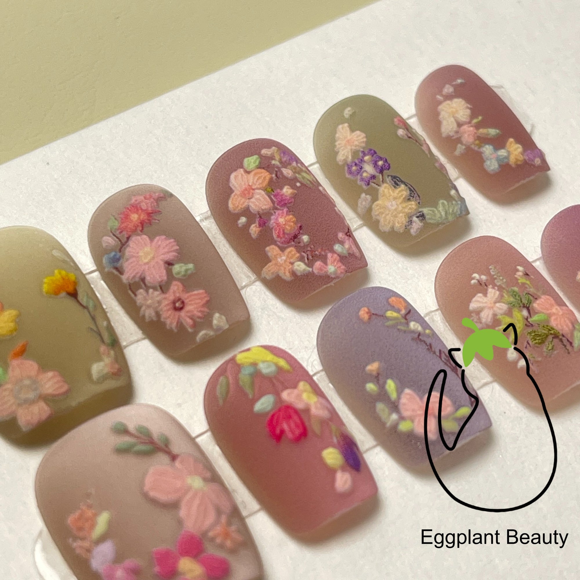 EPBeauty Luxury Ultra-Short Tapered Press On Nails | 3D Sculpted Blooms on Velvet Matte