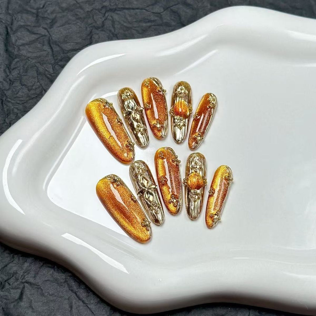EPBeauty Velvet Season Press On Nails - Luxury Amber Cat Eye & French Gold Tips (10Pcs)