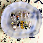 Candy Spell Press On Nails - Magnetic Magic & 'Trick or Treat' Glow for Halloween (10Pcs)