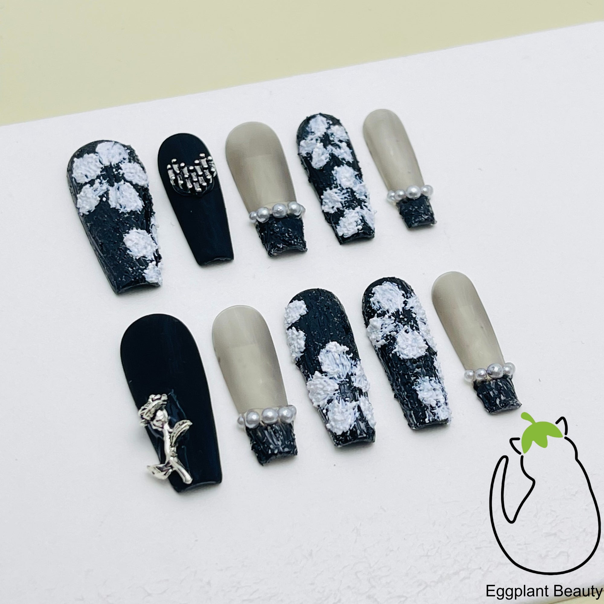 Gothic Rose Press On Nails - Luxe Matte & Glossy Finish (10Pcs)