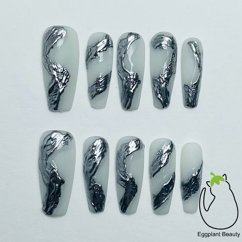 Chrome Edge Press On Nails - Luxe Metallic Mirror & Gothic Glam Design (10Pcs)