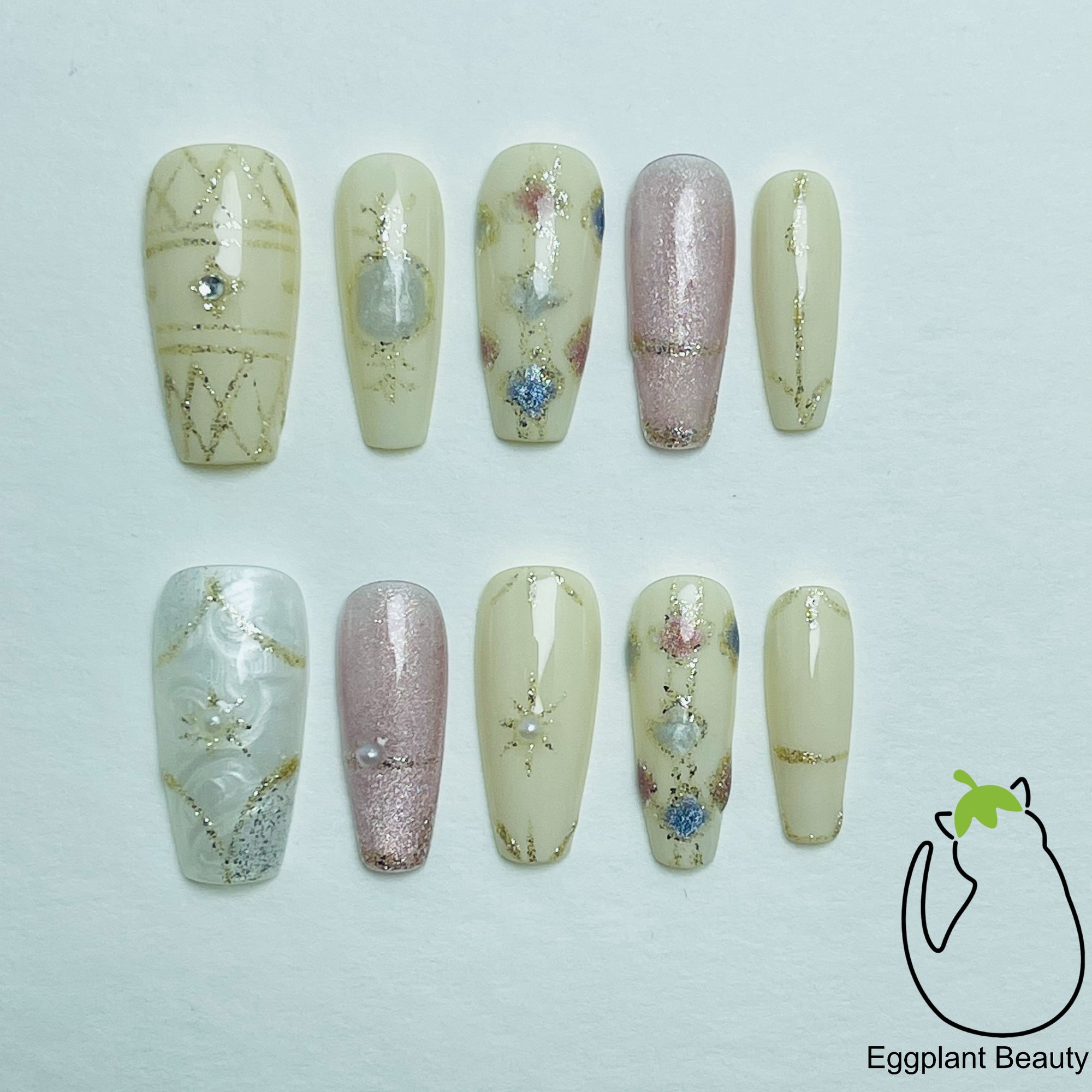 Luxe Baroque Press On Nails - Old Money Style with Ornate 3D Floral Design (10Pcs)