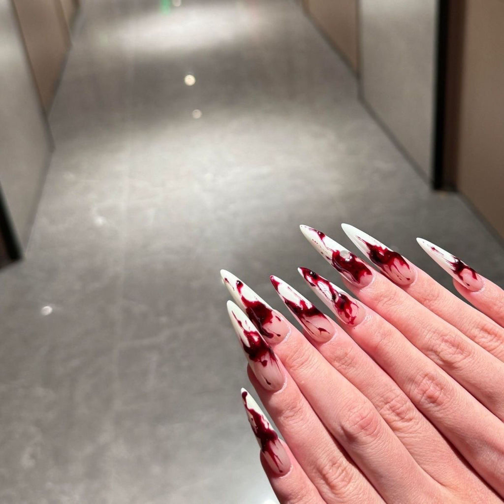 Vampire Red Elegance Press On Nails - for Halloween & Party (10Pcs)