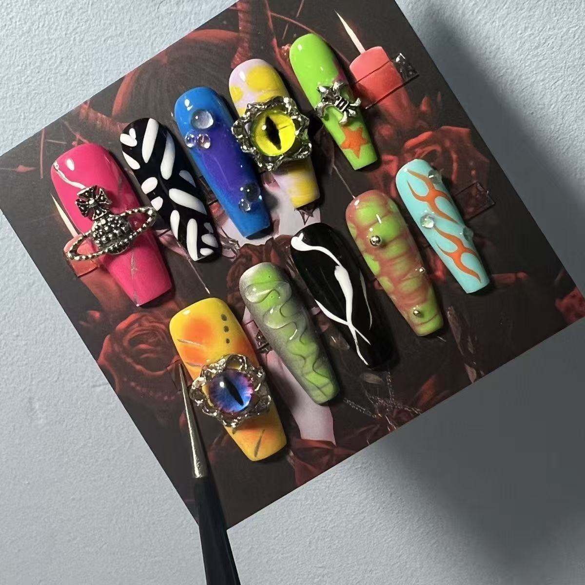 Kaleidoscope Cthulhu Press On Nails - All-Seeing Eye Design & Cosmic Art (10Pcs)