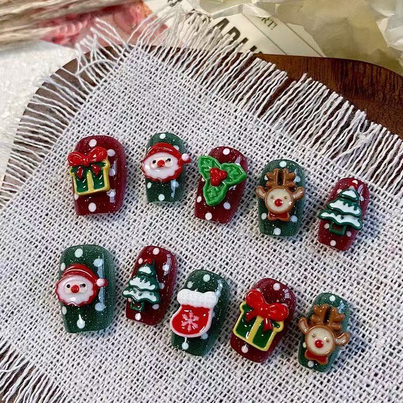 Santa‘s Carousel Press On Nails - Rotating Holiday Motifs on Classic Red & Green (10Pcs)