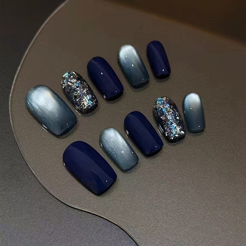 Frost Blue Press On Nails - Shifting Cat Eye & Icy Shimmer (10Pcs)