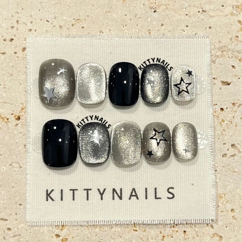 Lunar Graphite Press On Nails - Celestial Cat Eye with Starry Accents (10Pcs)