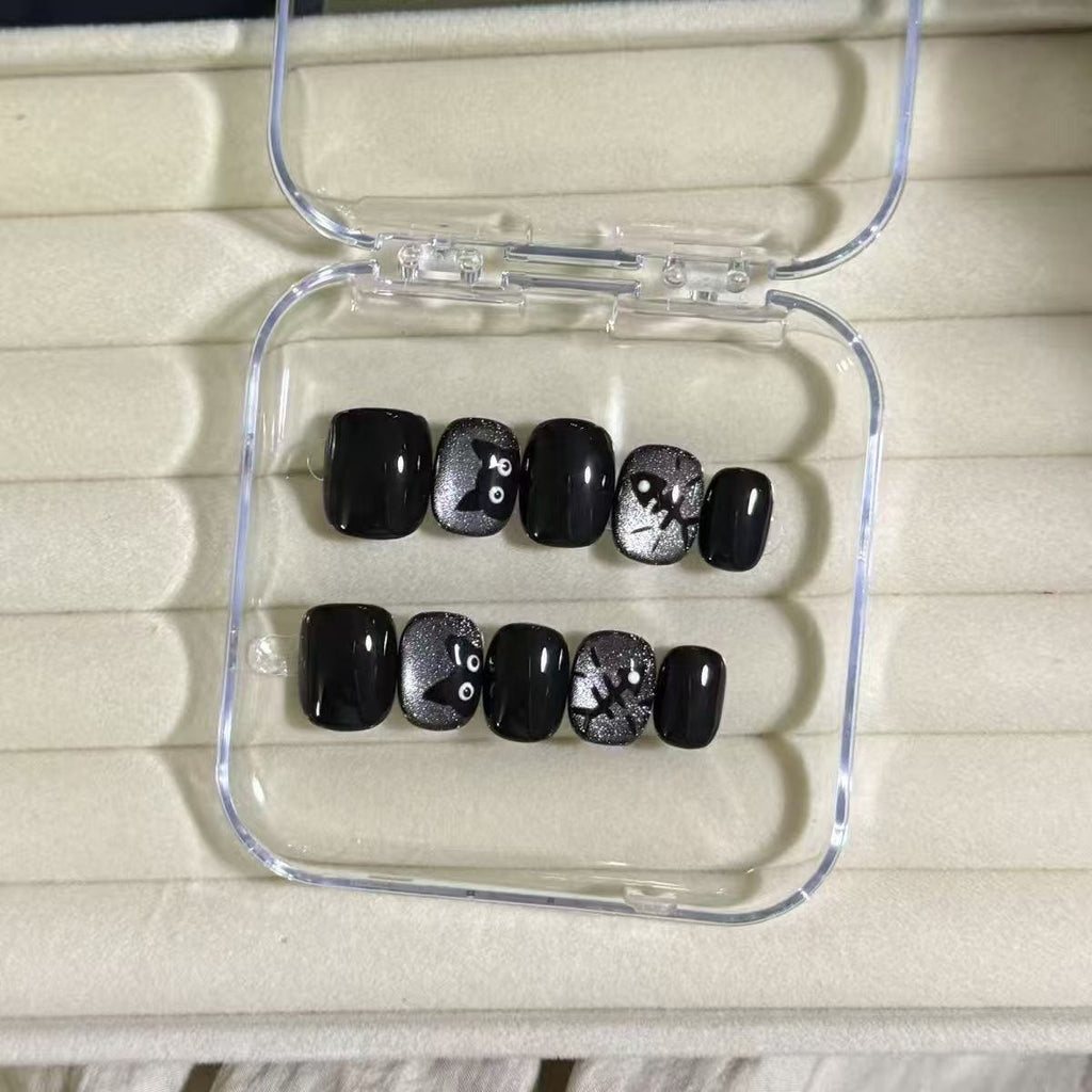 Pitch Feline Press On Nails - Shifting Silver & Phantom Bone (10Pcs)