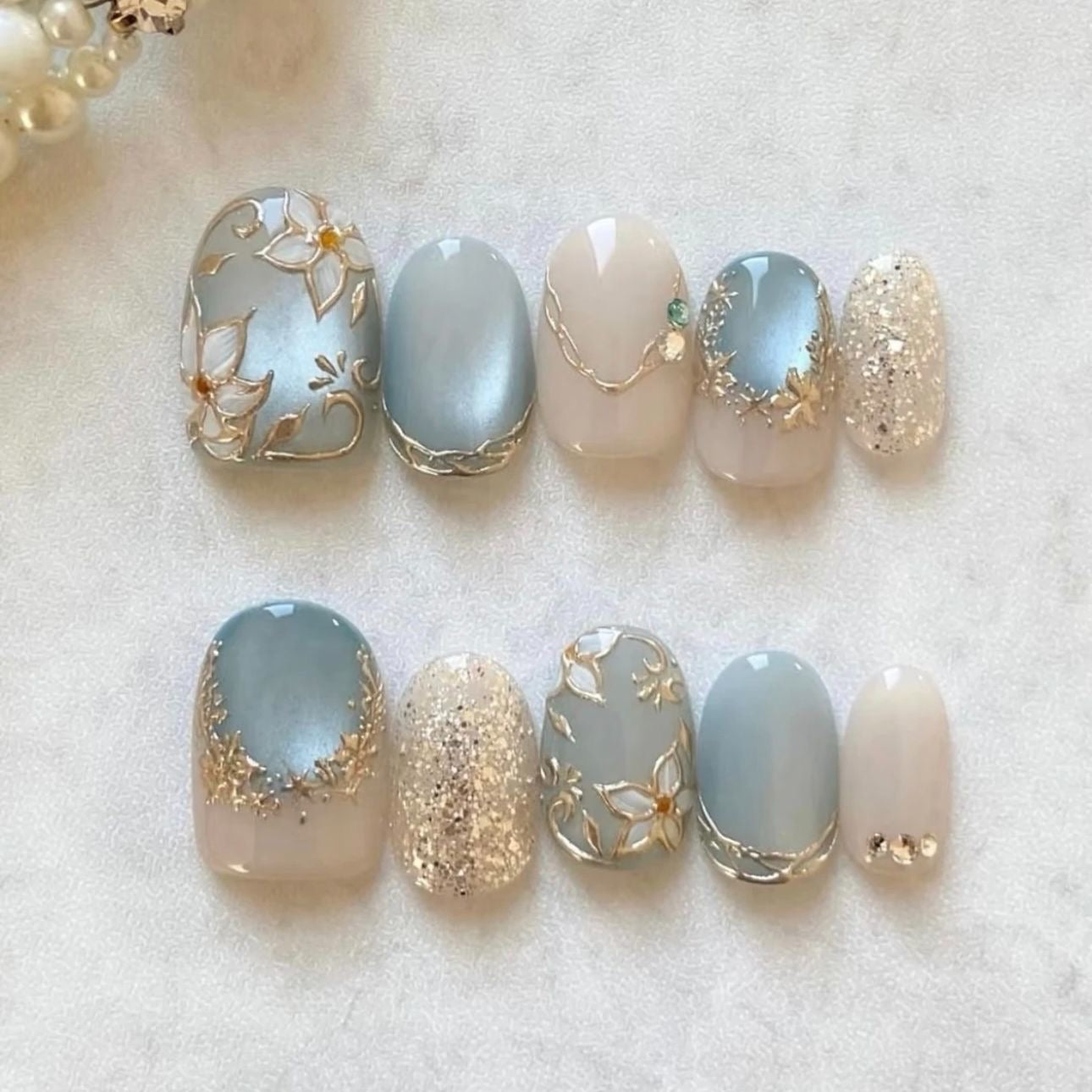 Mist Gilded Press On Nails - Frosted Bloom & Liquid Gold Cat Eye (10Pcs)