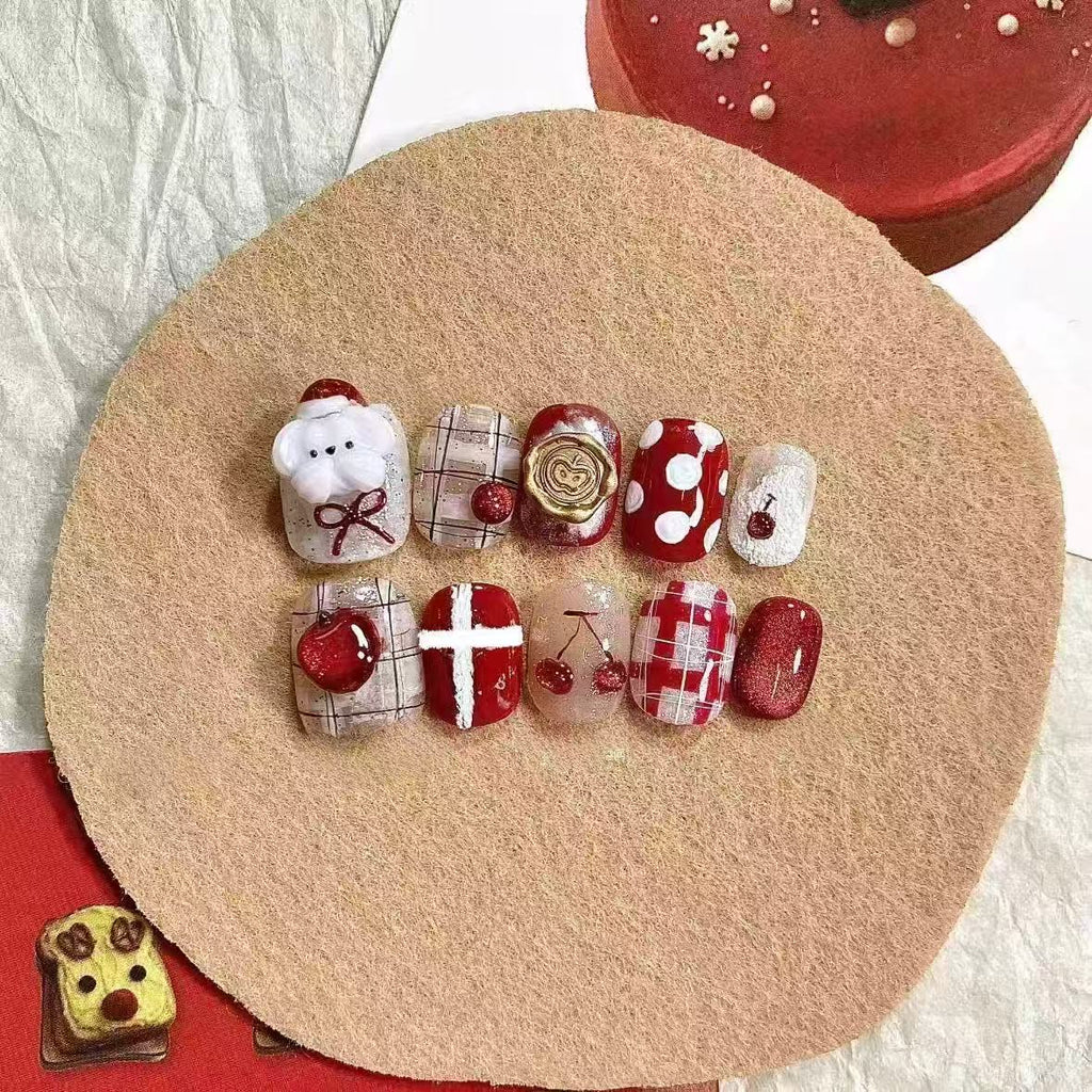 Scarlet Fable Press On Nails - Gilded Apple & Cream Pup (10Pcs)